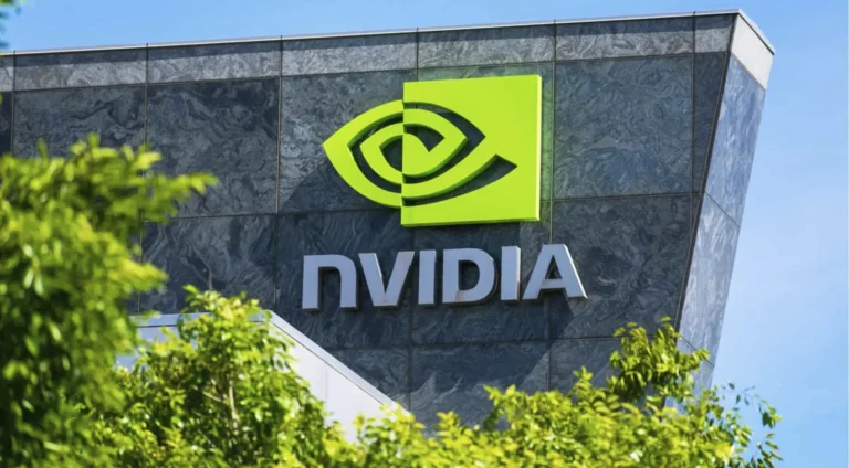 Nvidia e AMD pagarão 15% de receita de vendas de chips de IA à China ao governo dos EUA